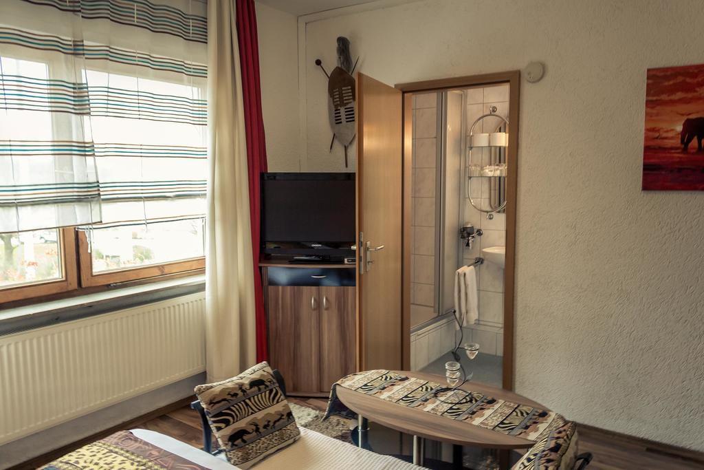 Hotel Adler Айхельберг Номер фото